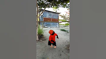 Vichekesho Vya Mtukufu Ni Hatari 