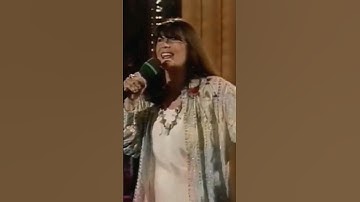 Sandie Shaw sings Puppet On A String