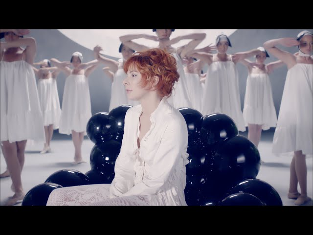 Mylene Farmer - Lonely Lisa