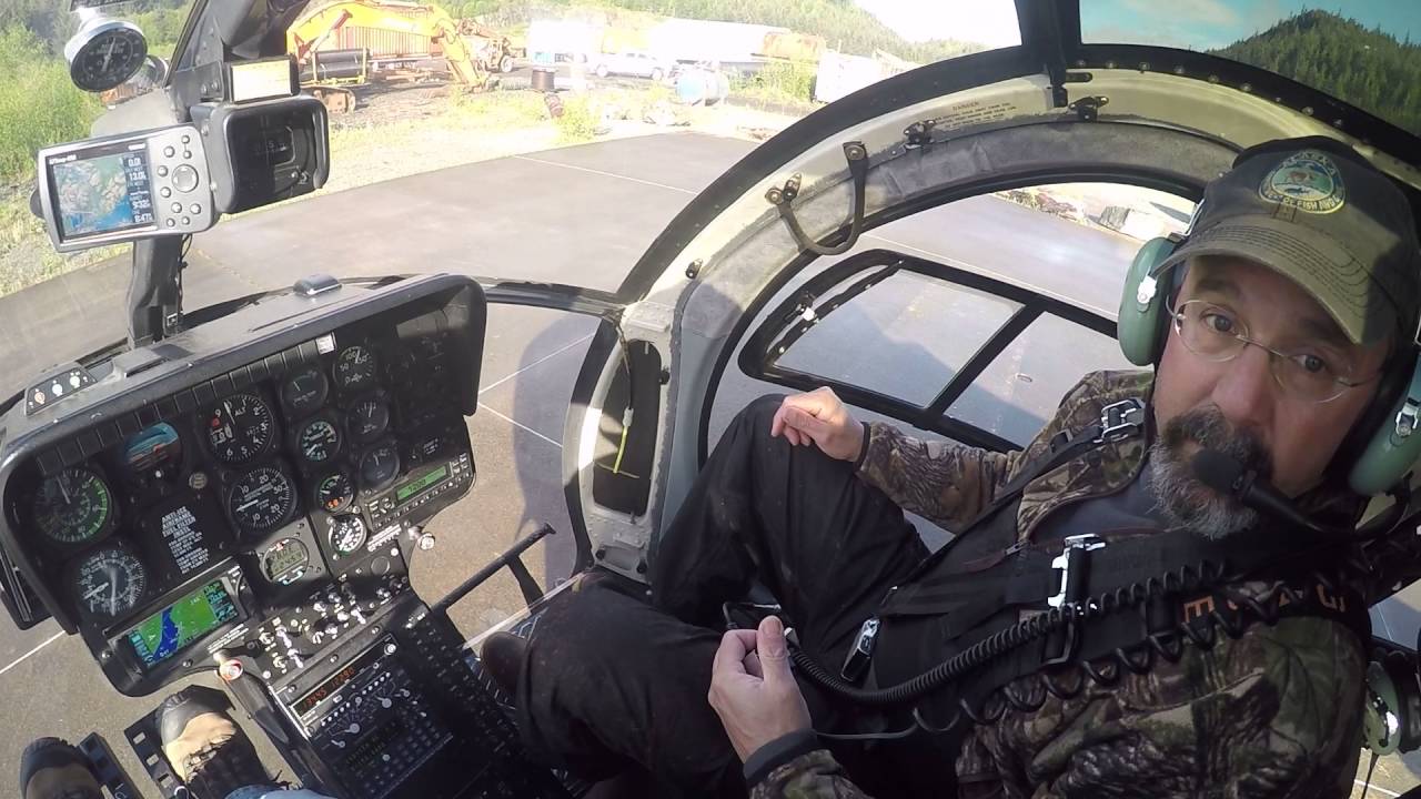 MD520N flying in Alaska 1