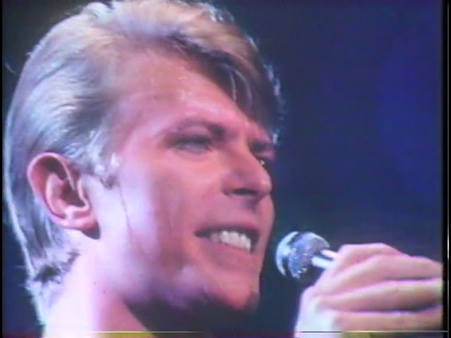 David Bowie Radio Show 3CD 「Up Close 」 Rock Legends — 3DD