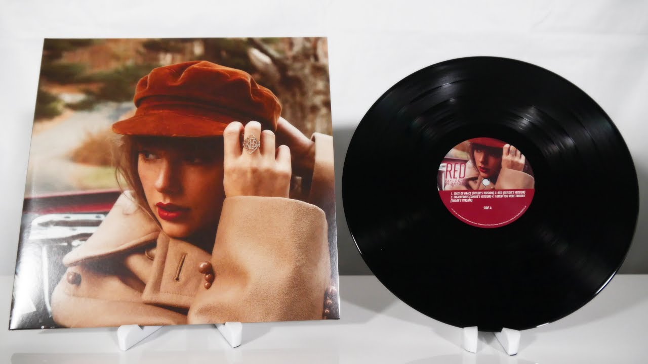 Taylor Swift - Red (Taylor's Version) Vinyl Unboxing 
