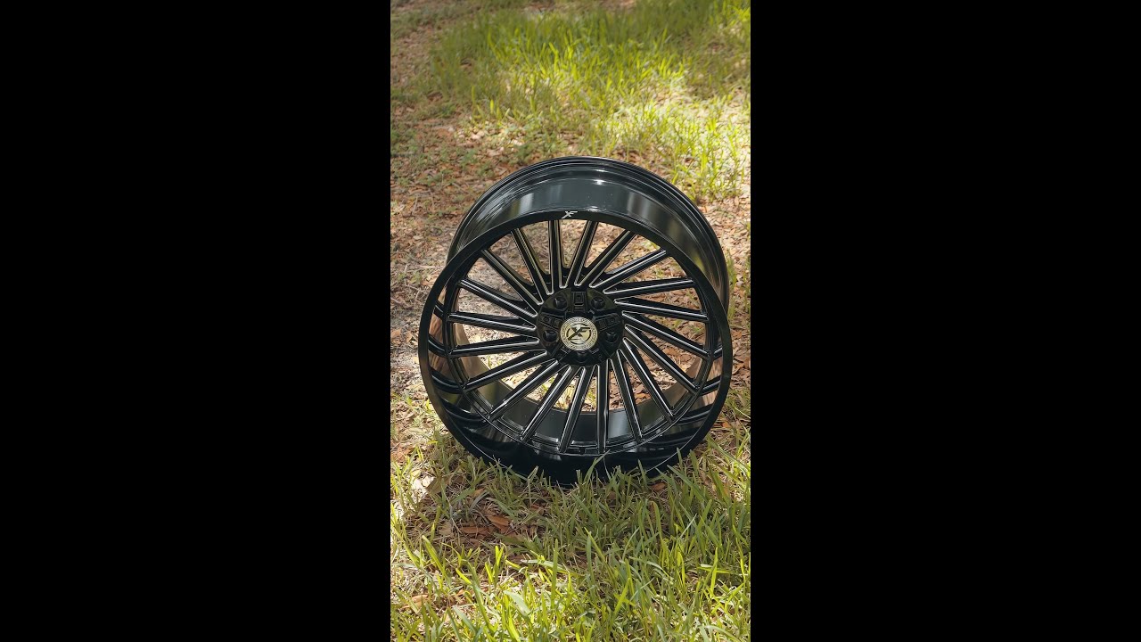 XF Off-Road Wheels: XF-239 Gloss Black & Milled.mp4