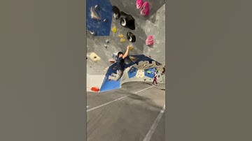 Massive paddle dyno 🦍🐒😤 #climbing #shorts