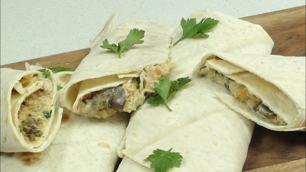 Easy Delicious CHICKEN WRAP On The Go! - YouTube