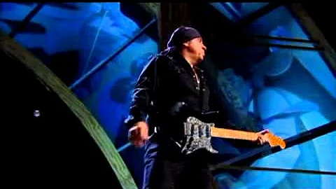 Bruce Springsteen and Billy Joel perform "Born to ...