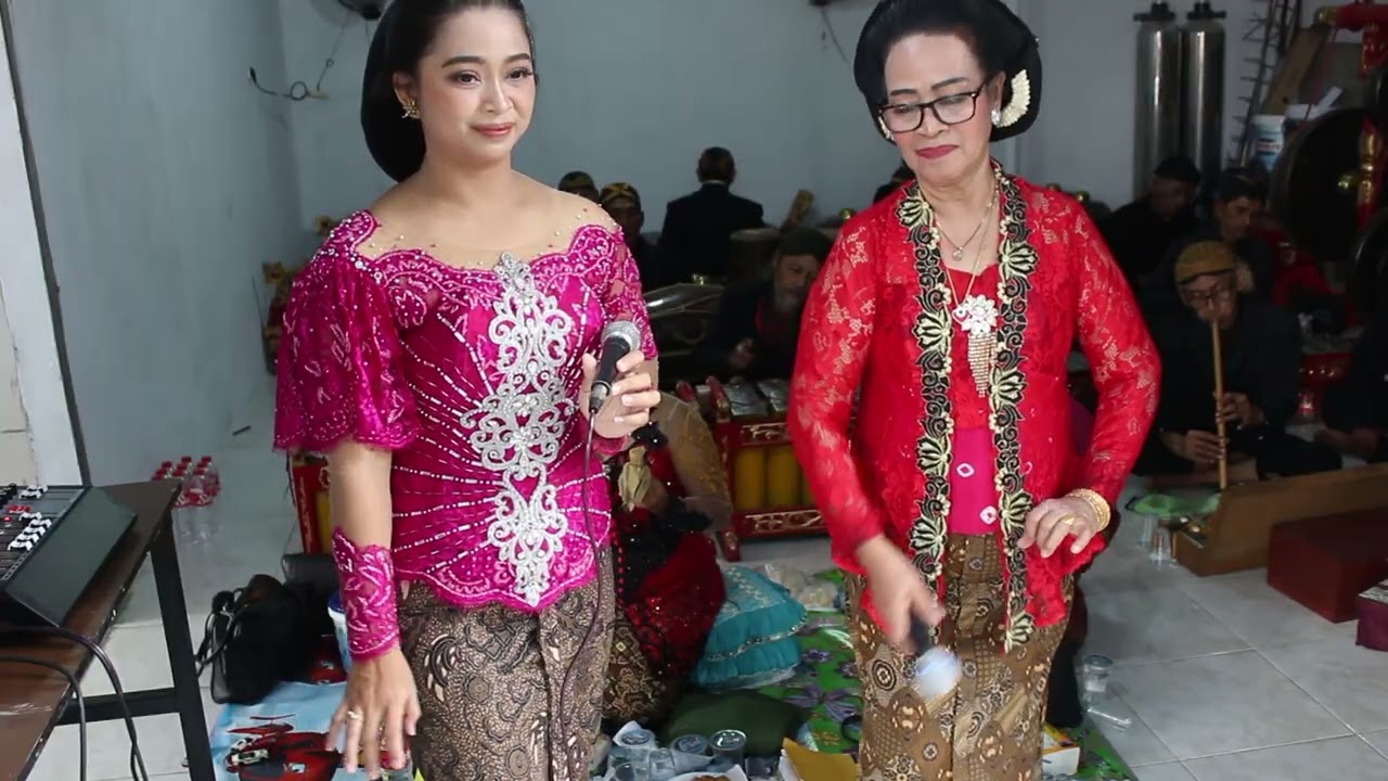  Sanggar Dharma Seirama Zahraa persembahkan Jogetan dolanan. 