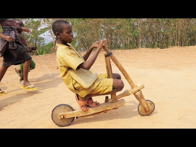 MEET THE CHUKUDU : Racing Wooden Scooters in Africa class=