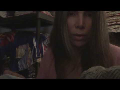 ASMR TE ARREGLO TU ROPA