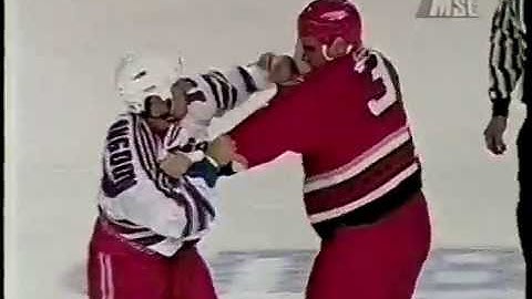 Stu Grimson vs Darren Langdon Round 3