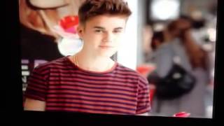 Justin wink nod smile