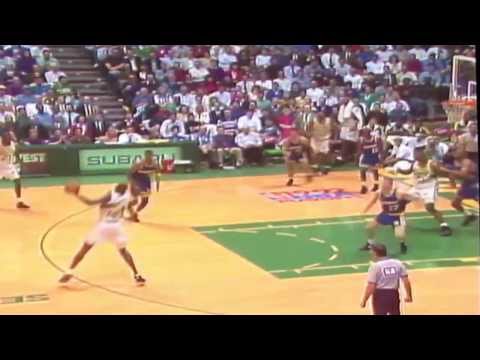 Shawn Kemp Dunks on Alton Lister