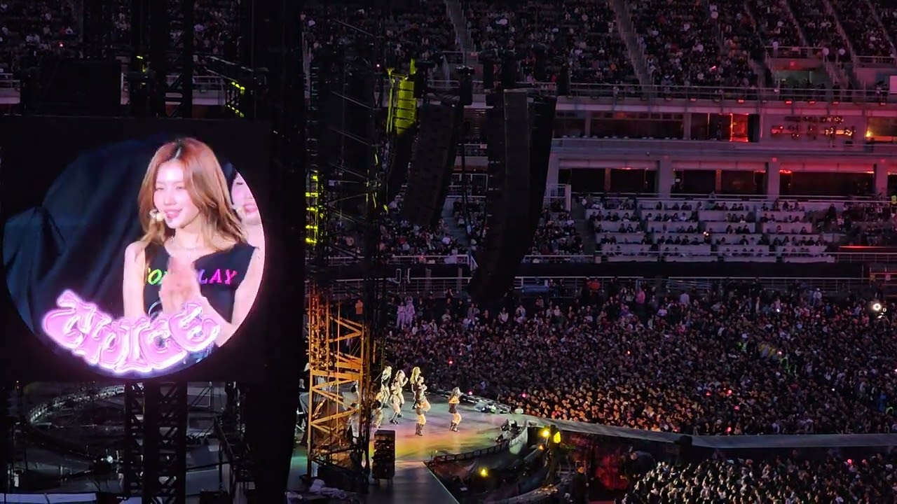 Twice - Alcohol free & Dance the night away ‎@coldplay  at Goyang Stadium 2025 콜드플레이 게스트 트와이스 고양스타디움