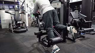 Single Leg Kneeling Hamstring Curl - Nautilus