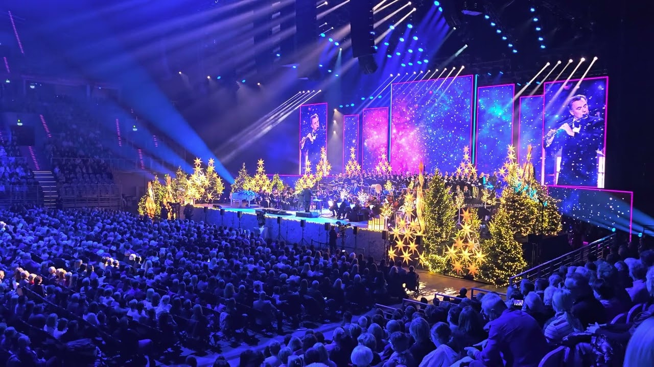Silent Night (Cicha Noc) - Matteo Bocelli i przyjaciele - Tauron Arena Kraków - 2024