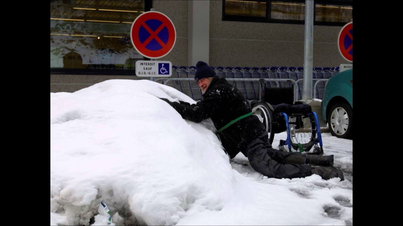 fauteuil roulant mon premier 8000 - YouTube