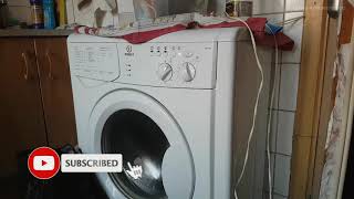 как вытащить белье из стиральной машины если она сломалась (indesit wiun82)