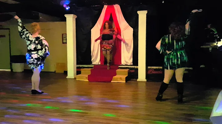 Woman Krystal Monroe Knights Cherry Blossom Chase ...