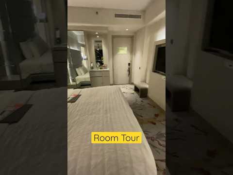 OYO ✅ ya fir Ye Room 👍! Comment kro #roomtour #shorts #lemeridien