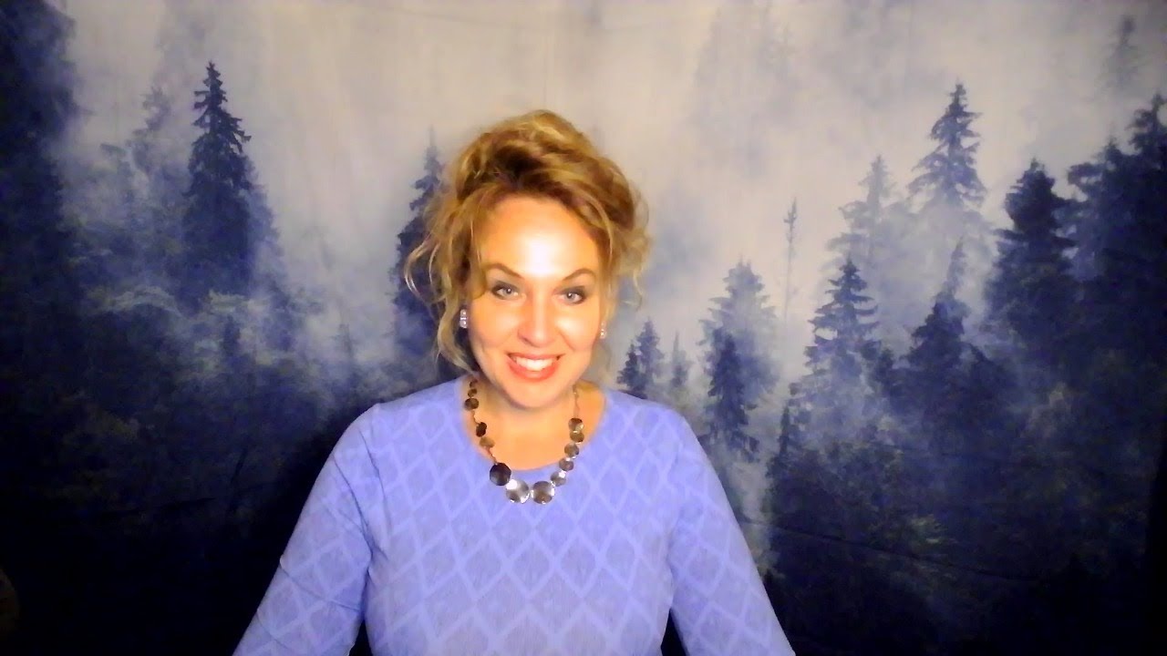 Коллектив: DM видит родственную душу в этой раненой, милой Королеве...