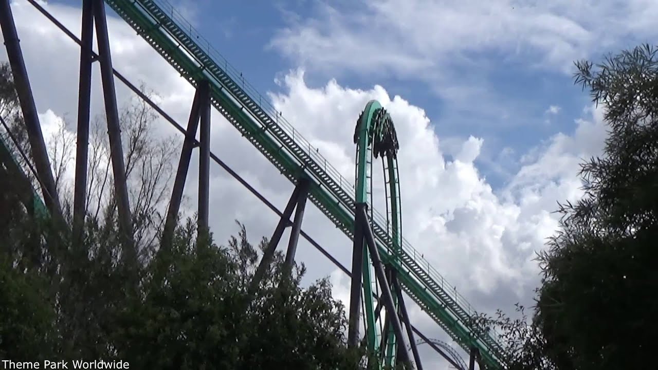 Six Flags Magic Mountain » Riddler's Revenge » 814riddler5.jpg