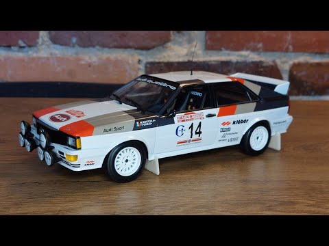 Horloge Miniature Avec Voiture Audi Quattro -03 Sur Socle – Déco Rallye (blanc)