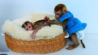 Julie so wonder what is baby's s.x and she was trying check.