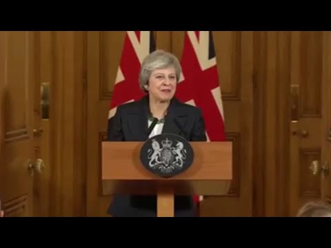 Theresa May avisa que no piensa dimitir