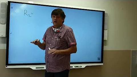Co se skládá na povrchu primárního kořene?