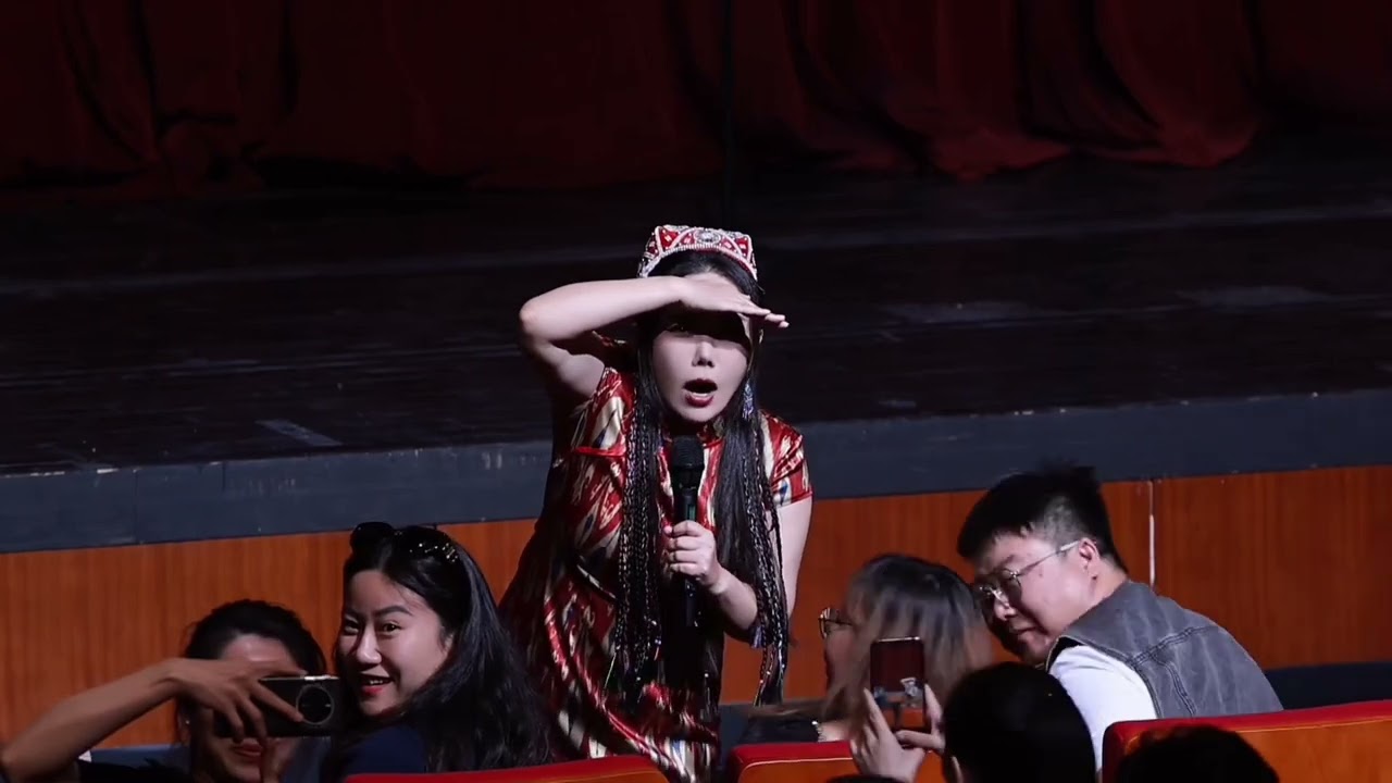 波波乌鲁木齐场合集#脱口秀互动 #脱口秀 #演出现场