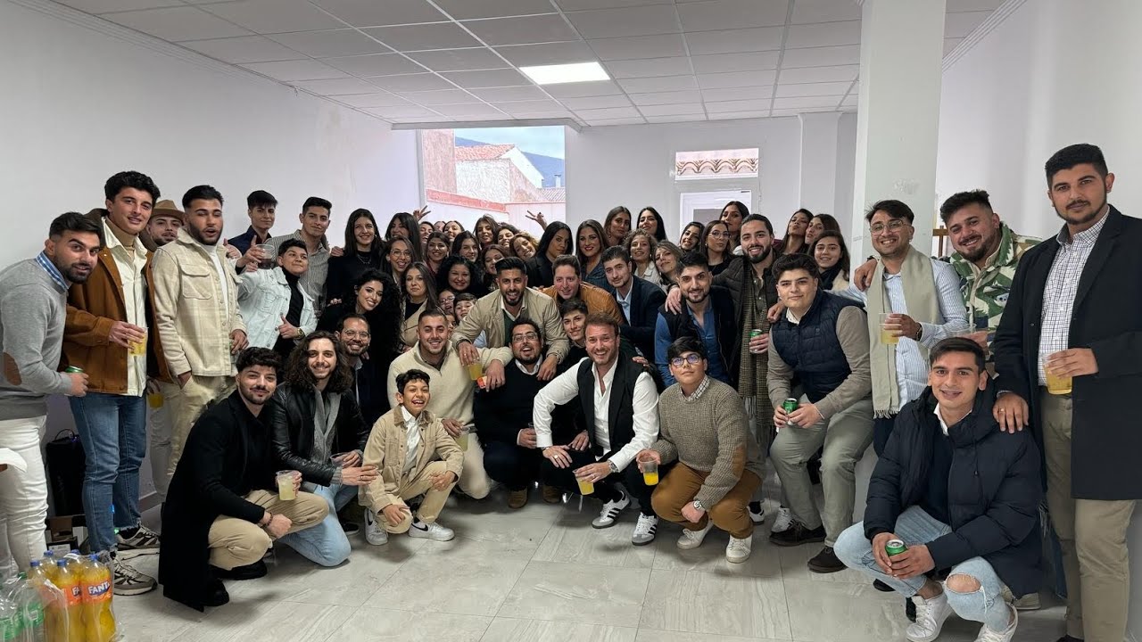 Quedada y juerga  juventud gitana en Siles (Jaén)