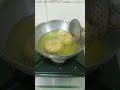 कचौड़ी फ्राई करते हुए गोल्डन ब्राउन तक #recipe