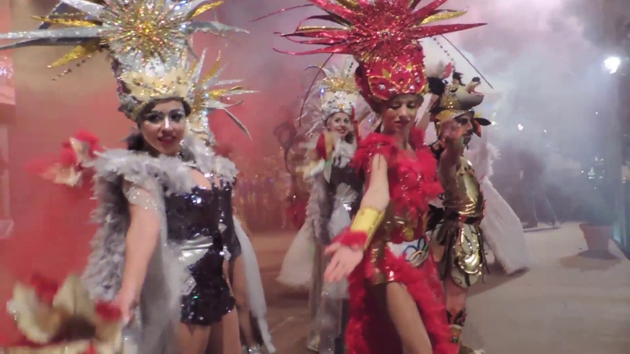 Carnevale di Sciacca 2017 - Carro:  Raggi di Luce - Presentazione (palco)