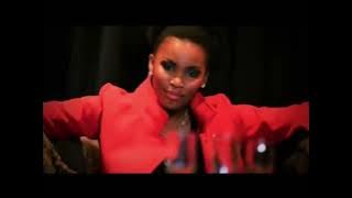 MONOTONE featuring RubyGold - Invitation to dance lyrics and translation by RubyGold.