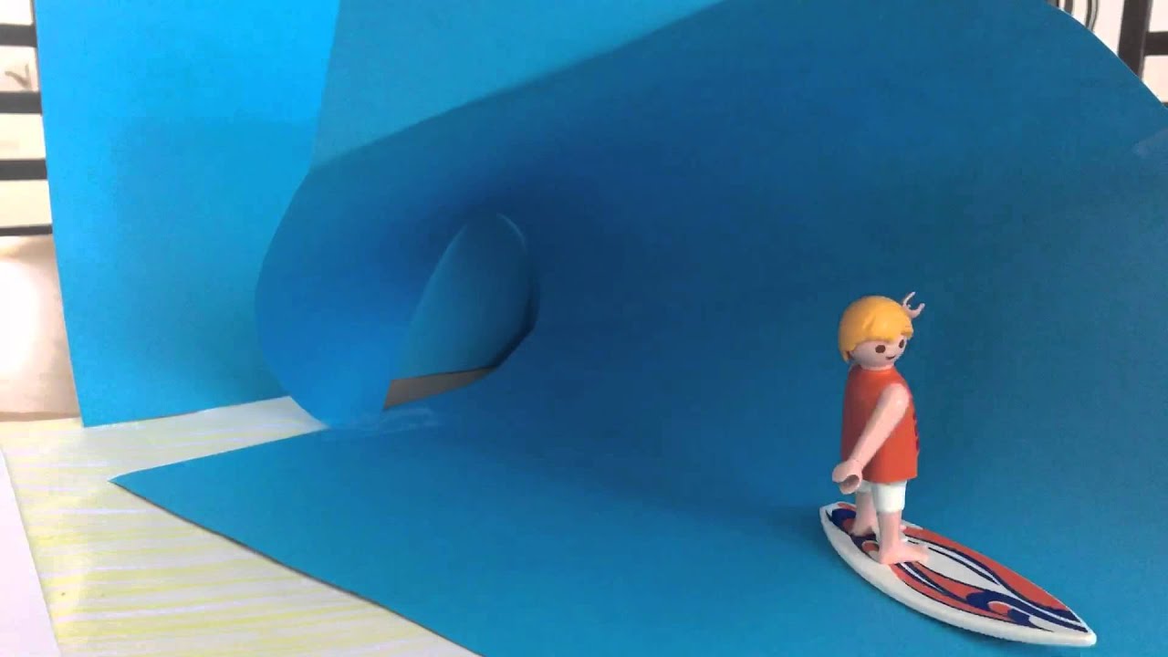 Playmobil loves surfing