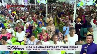 Ashley Nassary -Twakwabudu Wewe ni Mfalme (live Ministration Ngomeni).