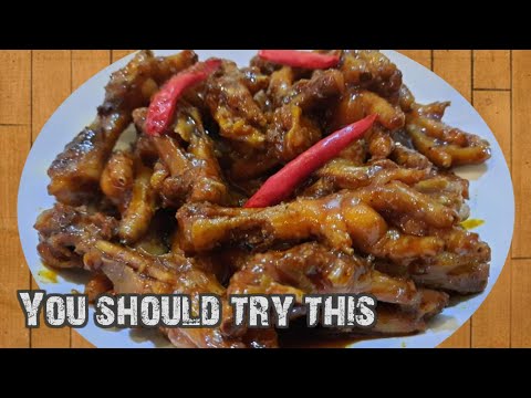 Video: Paano Magluto Ng Manok Sa Isang Makapal Na Sarsa Ng Paprika