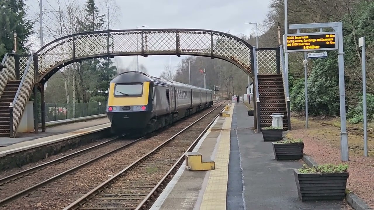 Trainspotting at Dunkeld & Birnam 02.04.24
