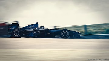 Quick video of editing iRacing screenshot