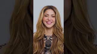 📢 | Shakira comenta sobre algumas de suas preferências em novo vídeo para a Marie Claire UK.