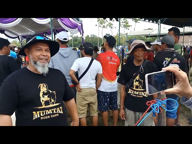 juara 1 kategori bobot terberat 109 Kg (kambing boer turbo dari Mumtaz boer farm) ppkm Magetan class=