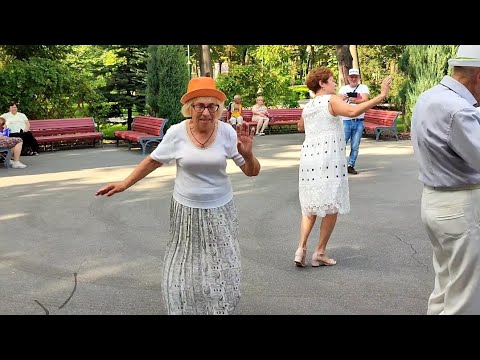 ОЙ СМЕРЕКО ТАНЦЫ ХАРЬКОВ УКРАИНА АВГУСТ 2023