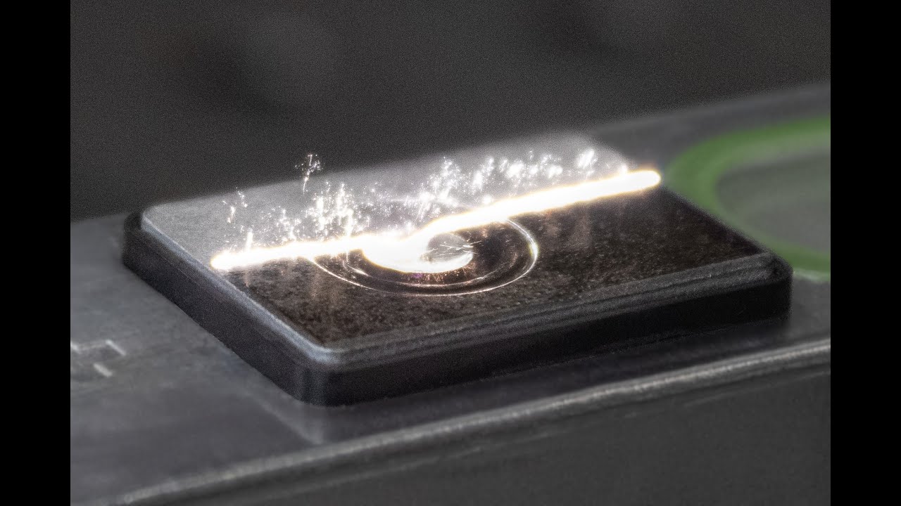 Laser cleaning and decoating for emobility and battery production