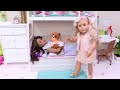 Quiet! Baby dolls vacation evening routine in bedroom bunk beds I PLAY TOYS