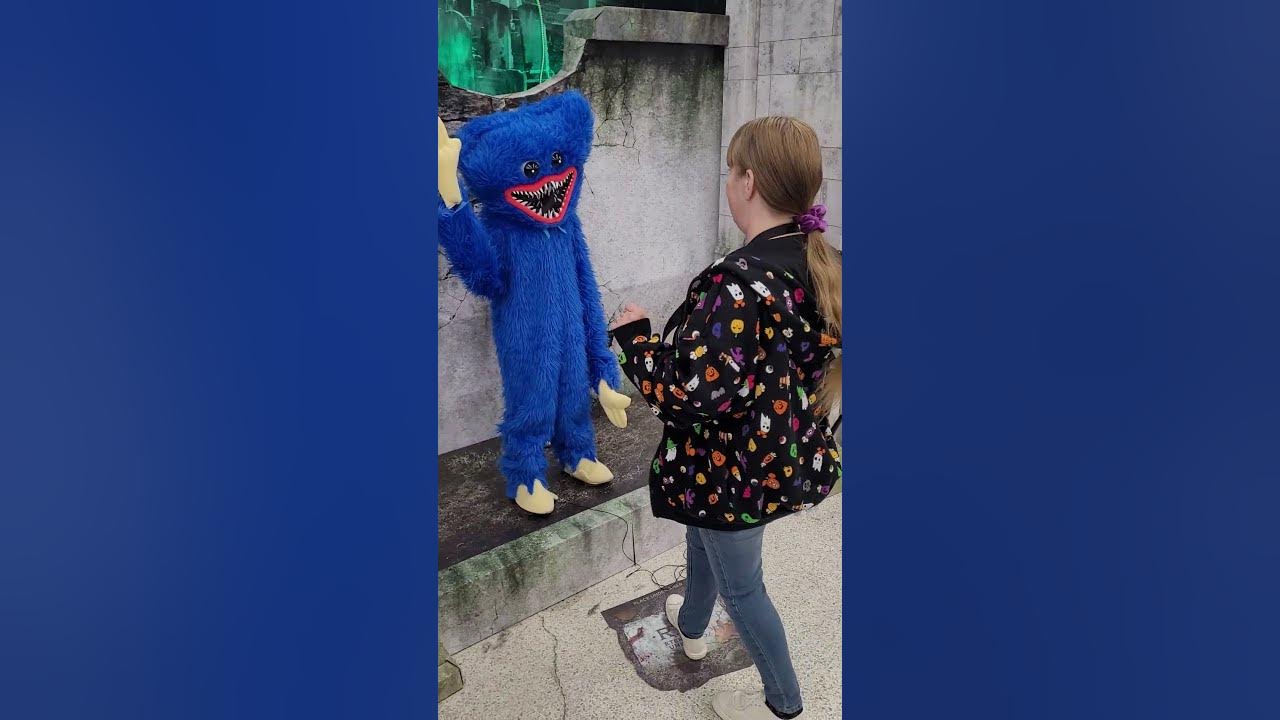 Spirit Halloween new animatronic! Spirit Halloween new animatronic!