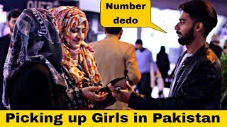 Getting Girls Numbers In Pakistan Like A Boss With A Twist