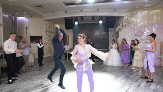 Ржачные Танцы Гостей На Свадьбе Убили Тамаду В Хлам