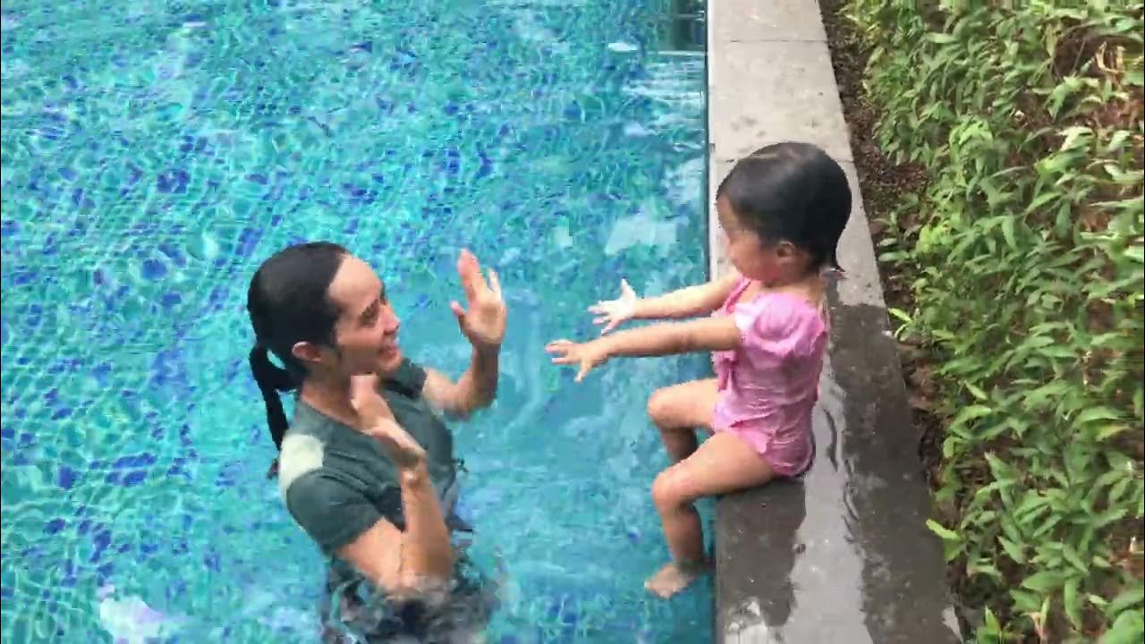 Training jumping into water. Sit003 (part of 120420231) YouTube