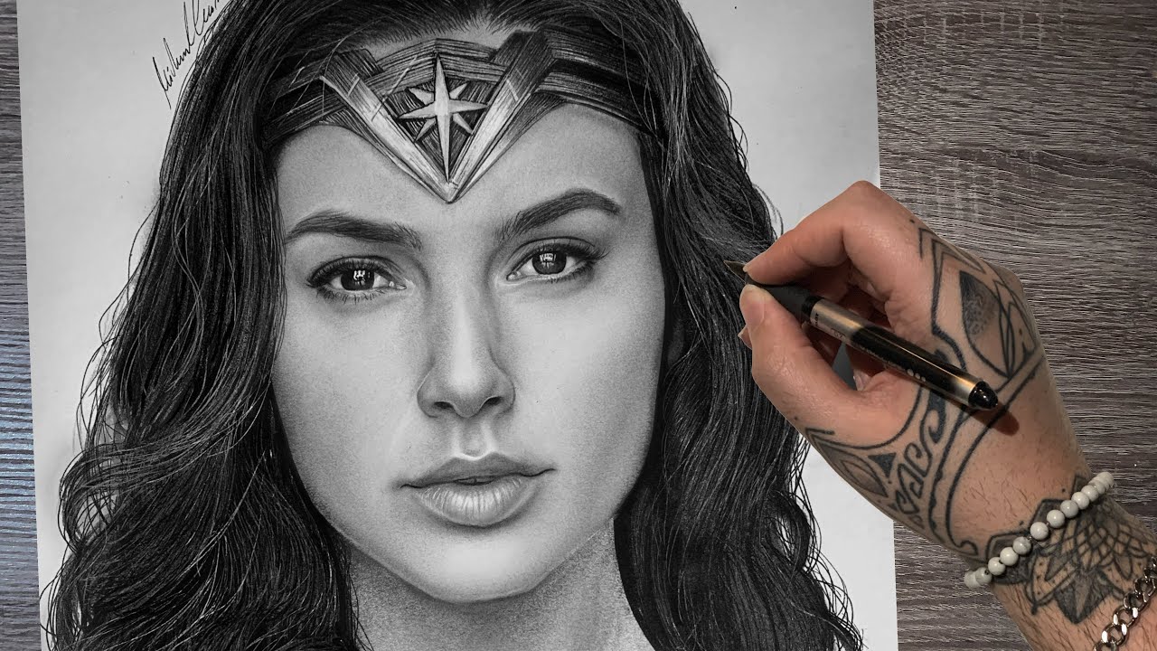 Gal Gadot Pencil drawing  Curso de desenho Desenho de rosto humano Curso  de desenho online