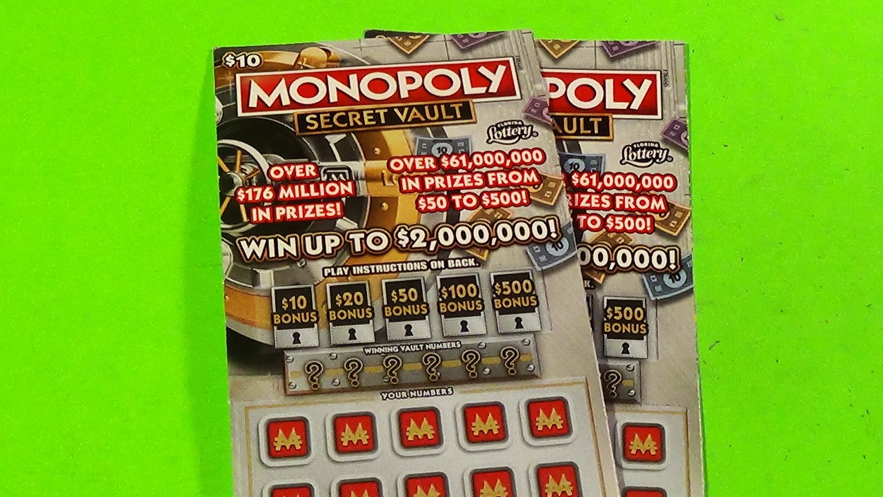 1709 год: Два лотерейных билета Monopoly Secret Storage Florida по 10 долларов.